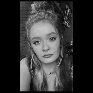 Meet your Posher, Darian